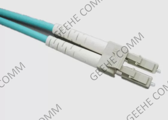 LCの単一モード繊維ケーブルへの3Mポリ塩化ビニールの水のジャケットの二重OS2 LC
