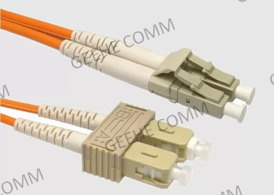 多モード二重OFNR 5M LC SCの繊維光学のパッチ・コード