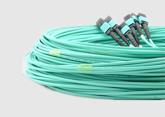 多重モードのMPO繊維ケーブルへの8中心100G OM4 10m MPO