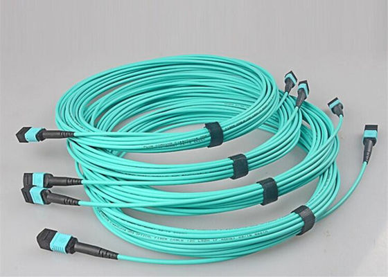 Mulitfiber 3.0MM 40G MPT MPOのブレイクアウト ケーブル
